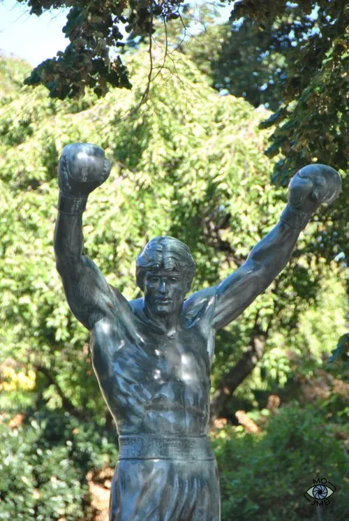 ESTATUA DE ROCKY BALBOA - FILADELFIA