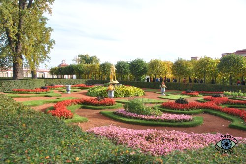 JARDINES DEL PALACIO DE PETERHOF