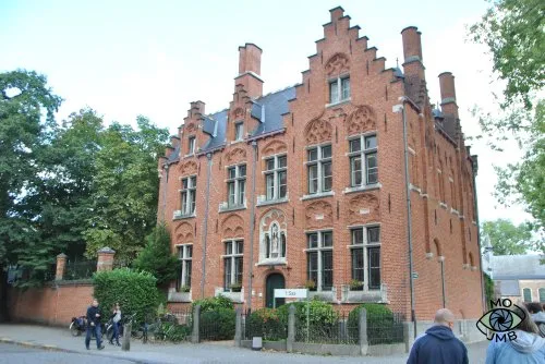 EDIFICIO 'T SAS BRUGGE